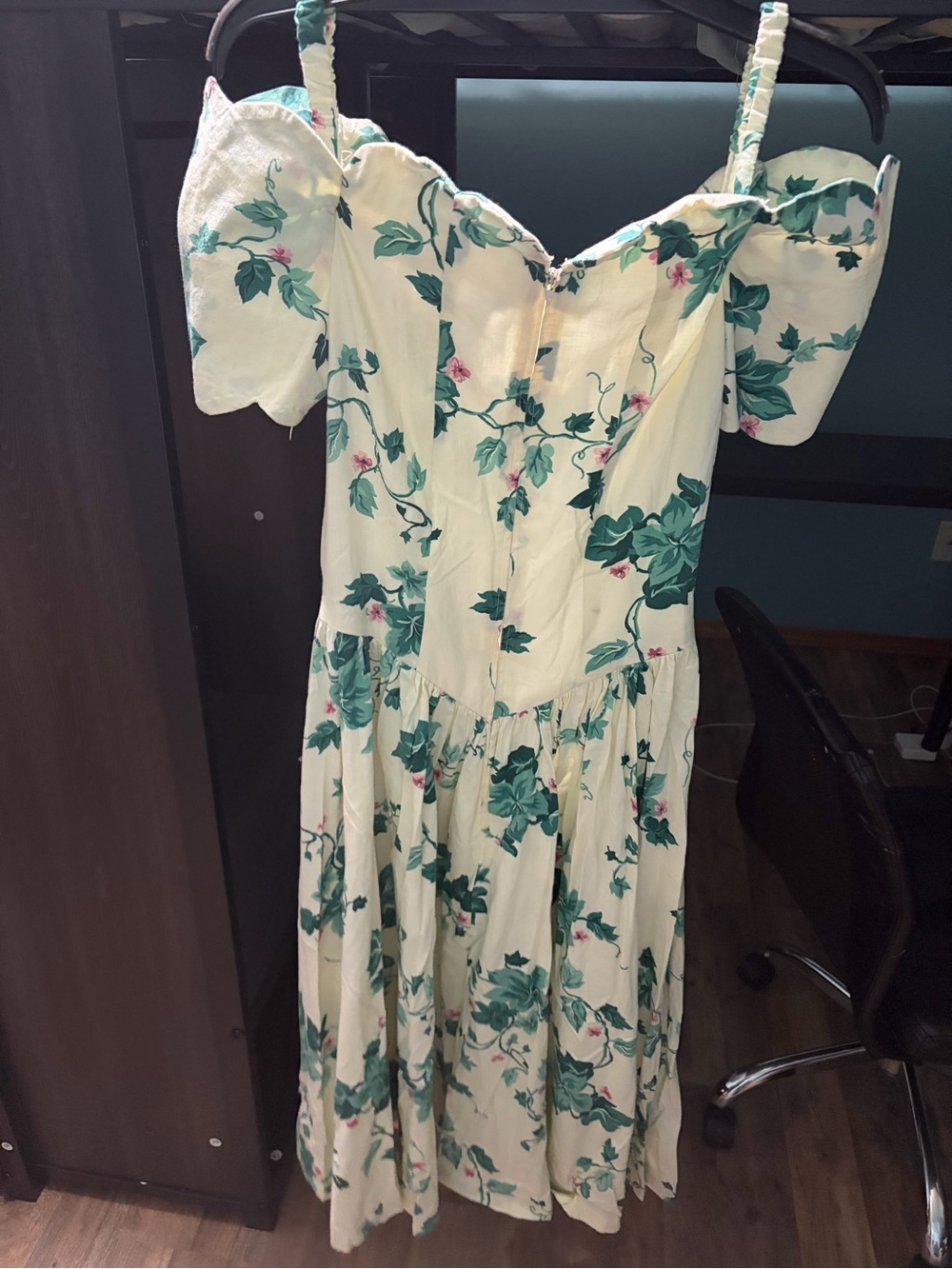 Floral Off-Shoulder Midi Dress in Cream and Green